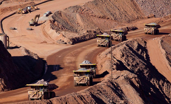 Freeport-McMoRan — engagement photo
